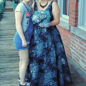 Prom Dress and jewelry/accessories